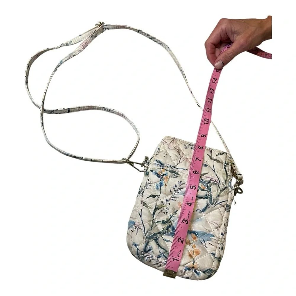 Nanette Lepore Quilted Floral Crossbody Bag Pastel Phone Pouch Purse‎ 🌸